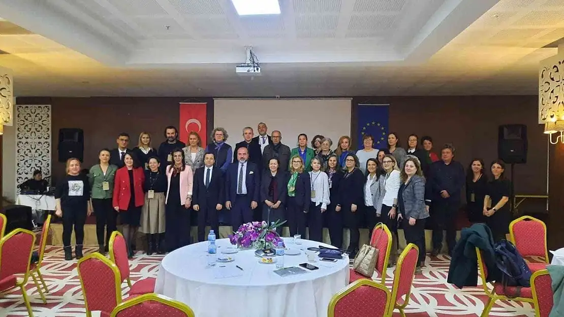 Kadınların Kooperatif Yoluyla Güçlendirilmesi Projesi toplantısı Muğla'da gerçekleştirildi