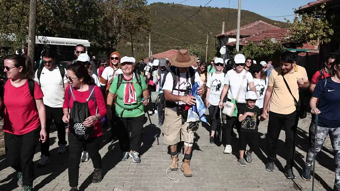 Kalp sağlığı için 7 kilometre yürüdüler