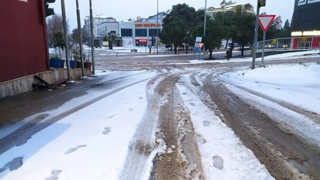 Kar yağışı Kapıdağ'da etkili oldu