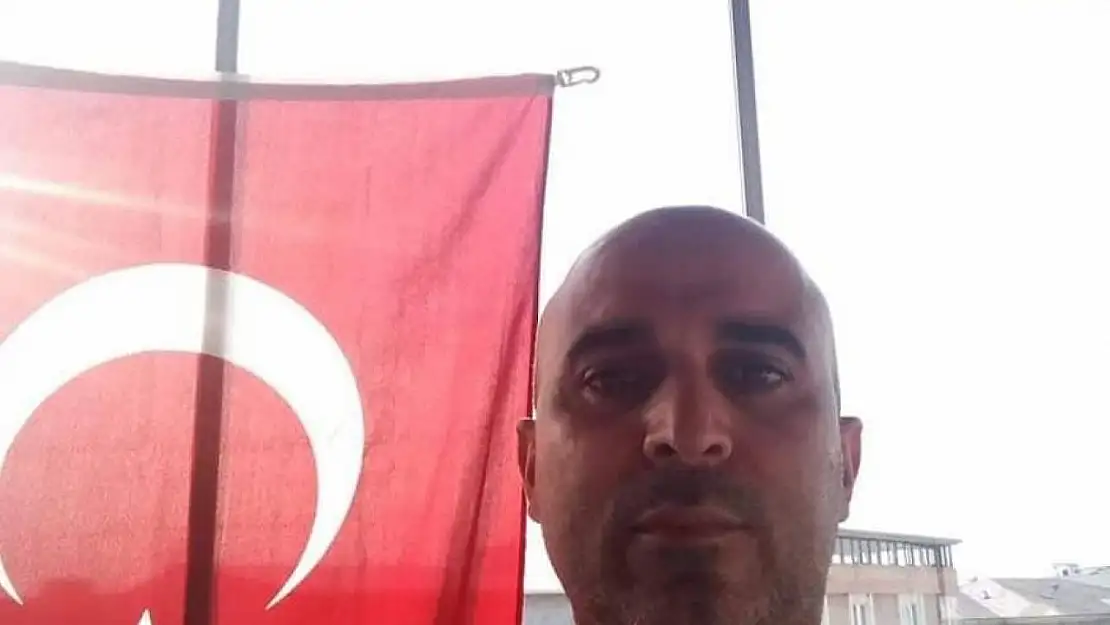 Karacabey Belediye Başkan Yardımcısı Turan Uzun halı sahada kalp krizi geçirdi