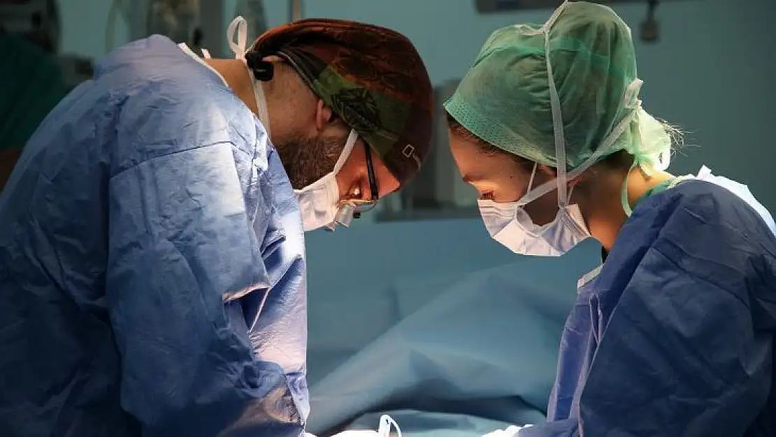 Kardeşini kaybetti, kendisi organ nakli ile hayata tutundu