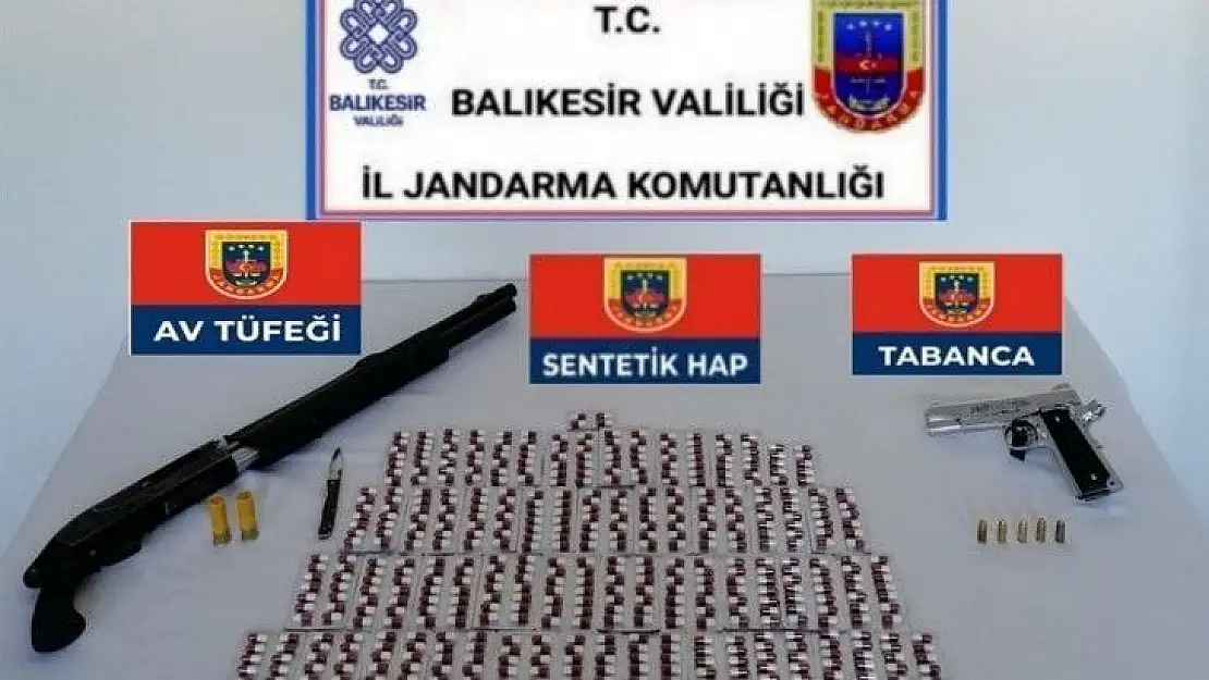 Karesi ilçesinde 3 şüpheliye uyuşturucu operasyonu