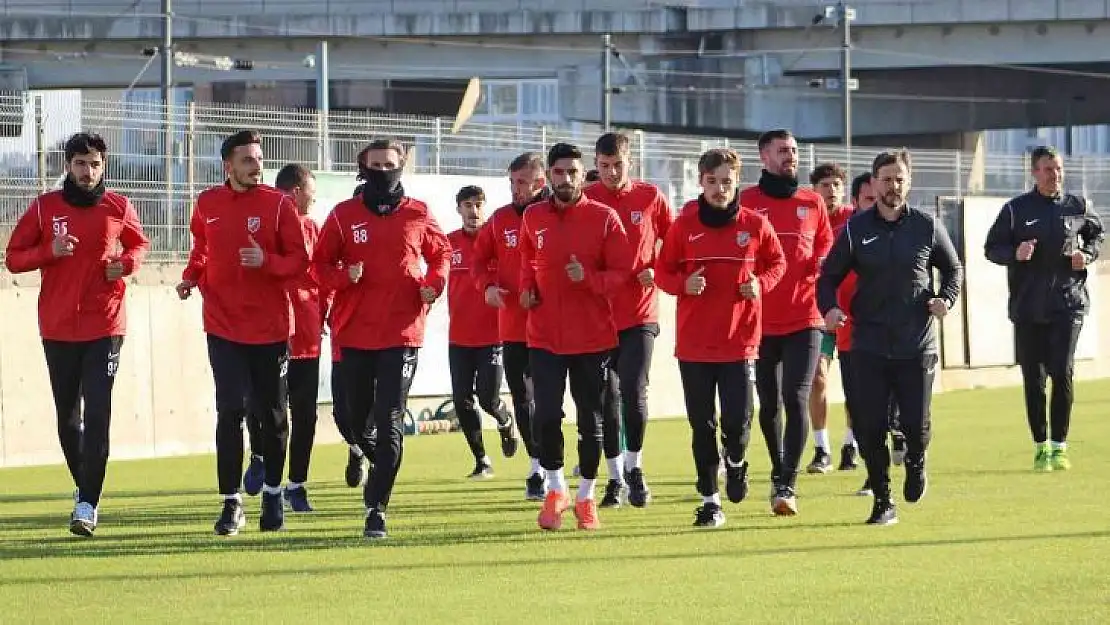Karşıyaka, ikinci devre için sahaya indi