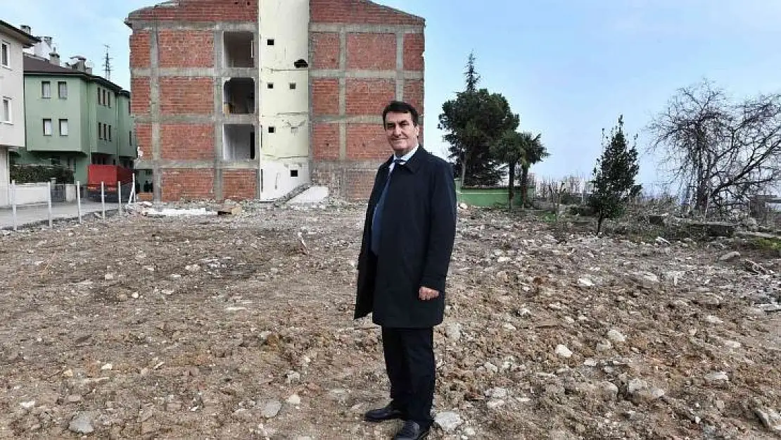 Kavaklı'da yıkımlar sürüyor