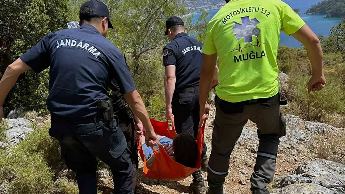 Kayaköy'de yürüyüş yaparken düşen İngiliz turist hastaneye kaldırıldı