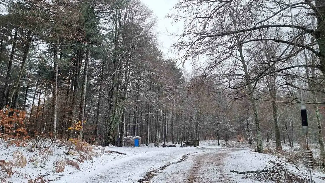 Kazdağları'na mevsimin ilk karı yağdı