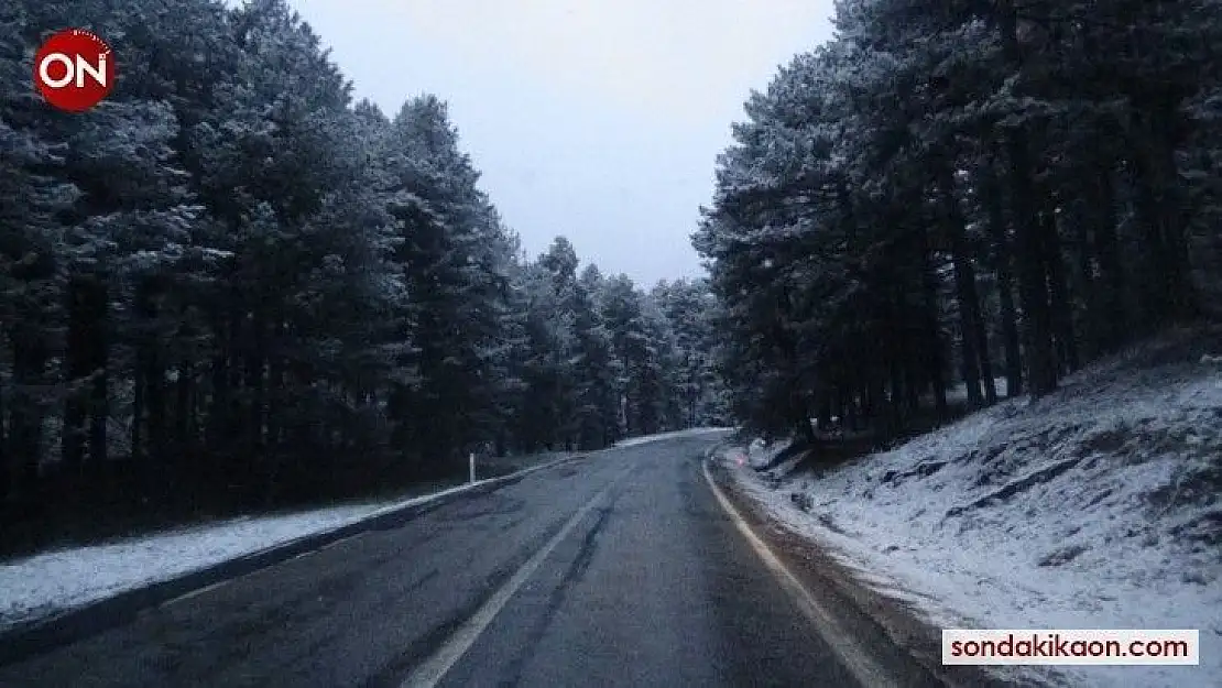 Kazdağları'nda kar sürprizi