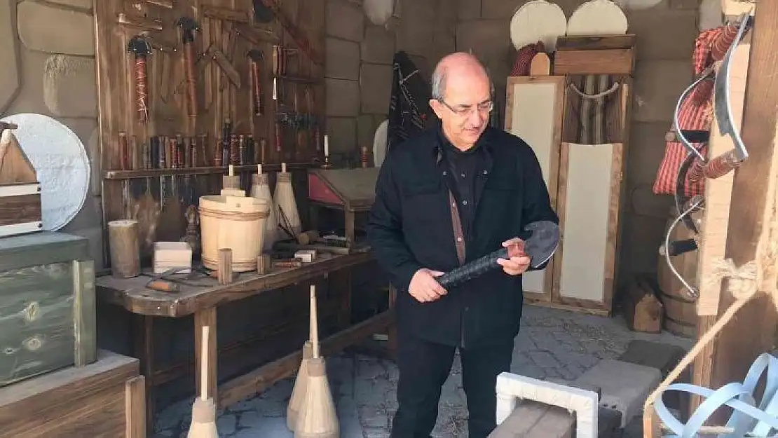 Kemal Tekden'e İngiltere'de 'en iyi yapımcı' ödülü