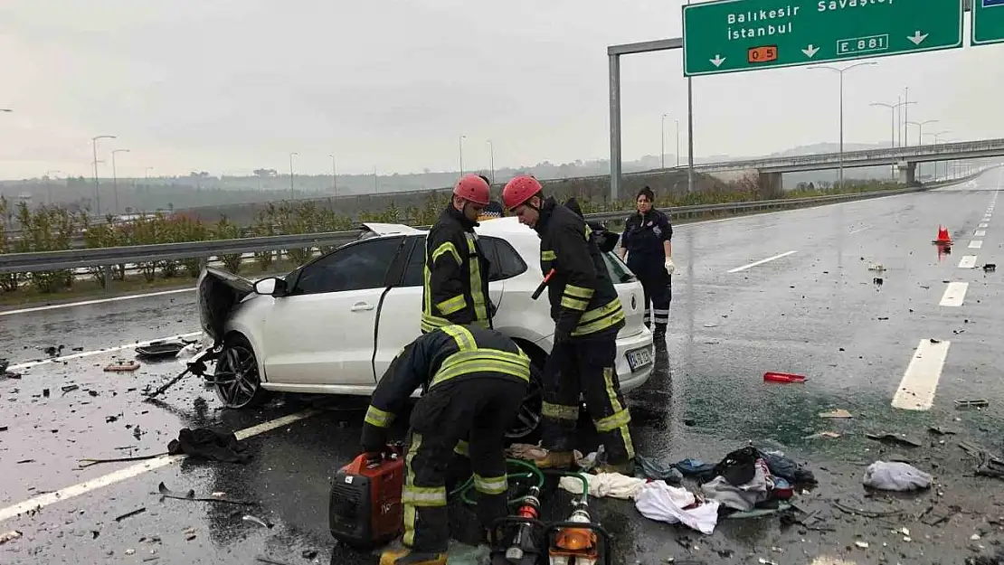 Kırkağaç'ta trafik kazası: 2 ölü