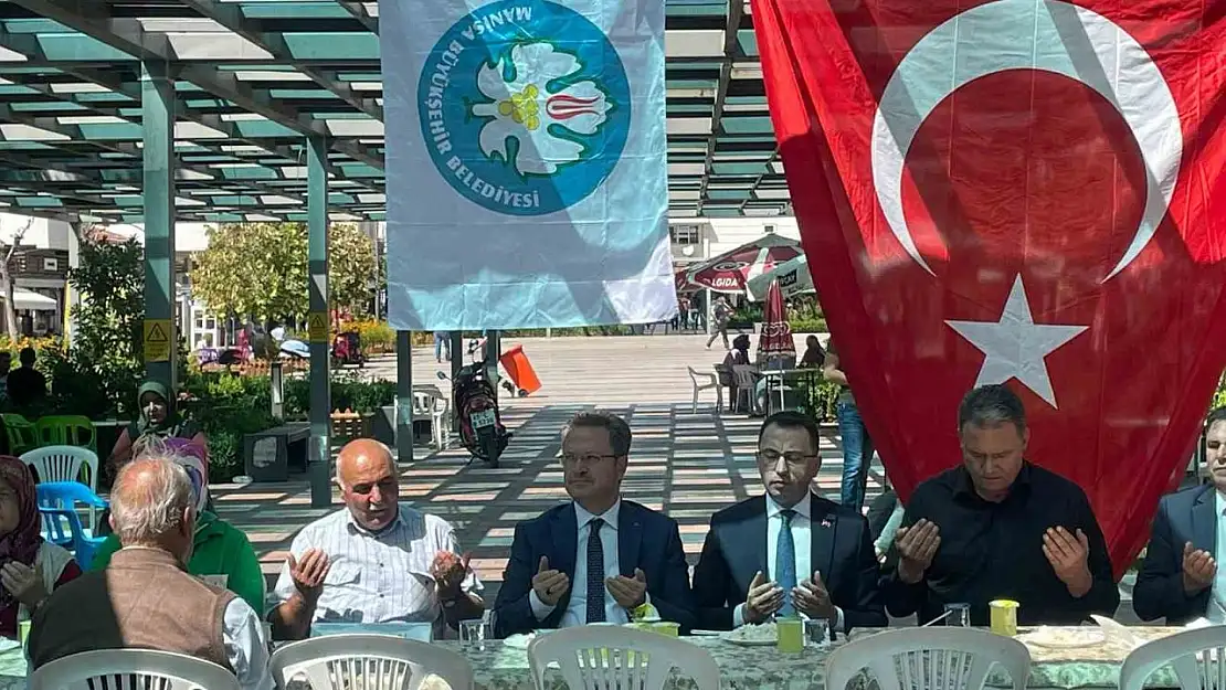 Köprübaşılı şehit dualarla anıldı