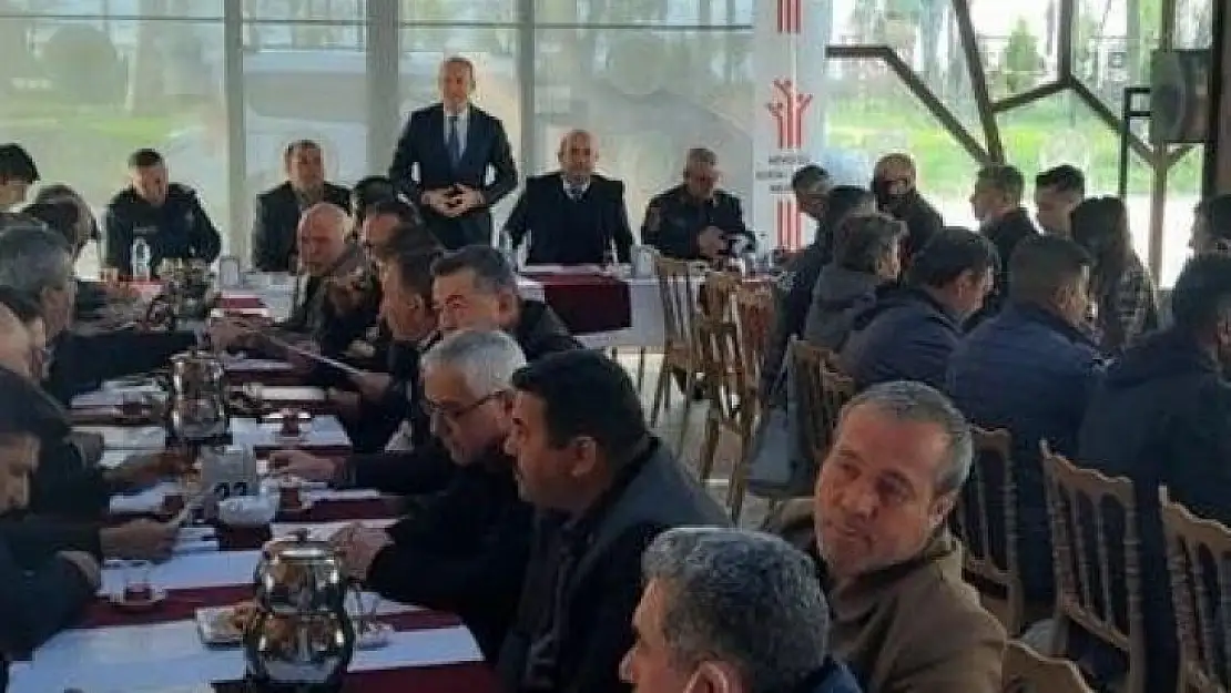 Köyceğiz'de muhtarlar bilgilendirildi