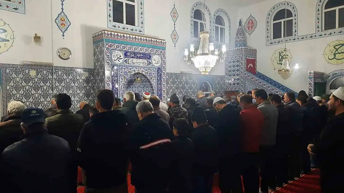 Köyceğiz'de sabah namazı buluşması