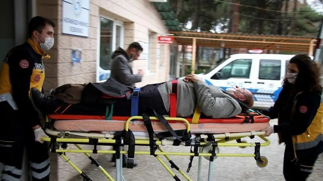 Kula'da 2 farklı kazada toplam 7 kişi yaralandı