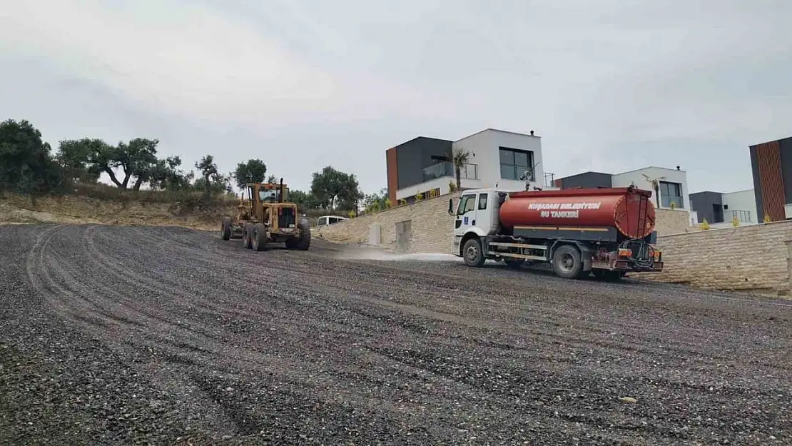 Kuşadası Belediyesi ilçede çalışmalarını sürdürüyor