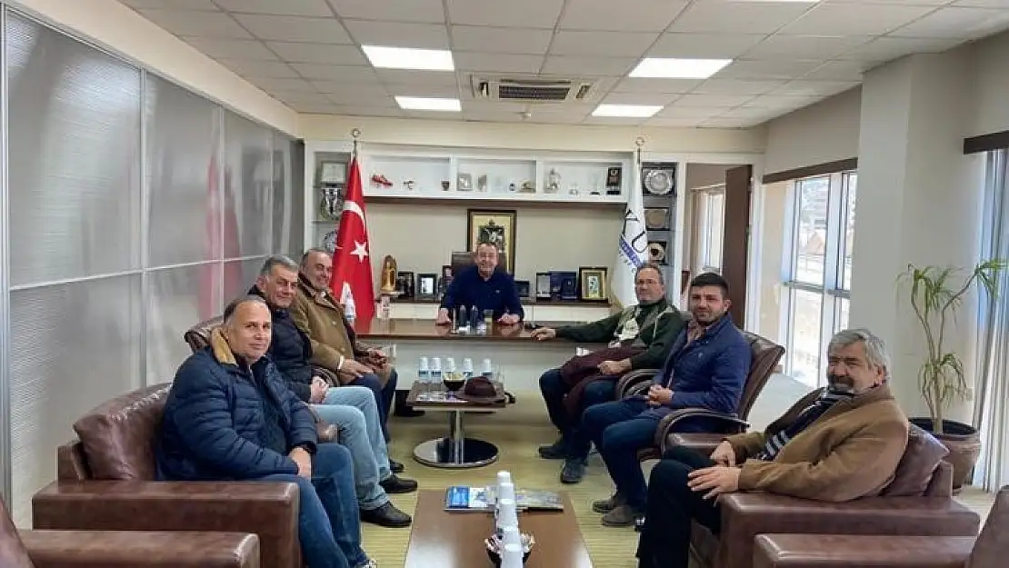 Kuşadası Gazeteciler Derneği'nin yeni yönetiminden KUTO'ya nezaket ziyareti