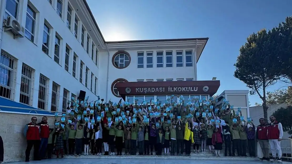 Kuşadası'nda öğrencilere su verimliliğinin önemi anlatıldı