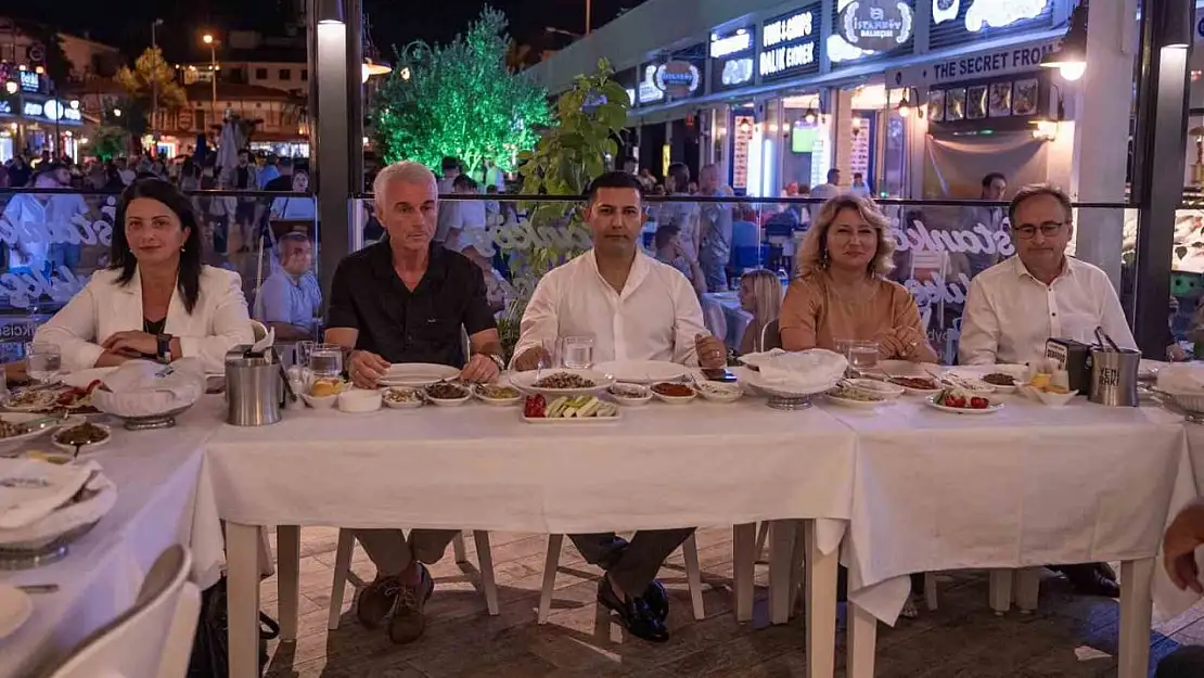 Kuşadası'nın kardeş şehirleri Altın Güvercin Beste Yarışması için hazır