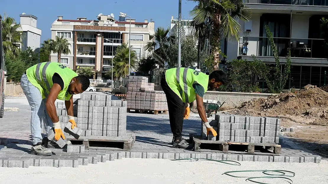 Kuşadası'nın tüm mahalleleri hizmetten payını alıyor