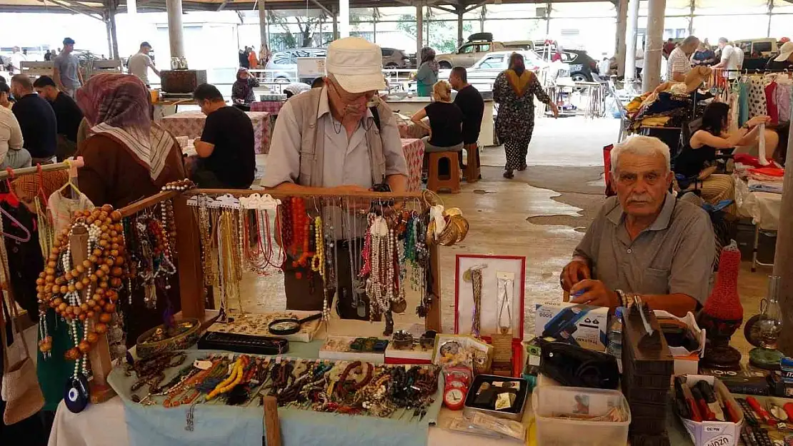Kütahya Antika Pazarı 2 buçuk yılda 250 bin ziyaretçi ağırladı