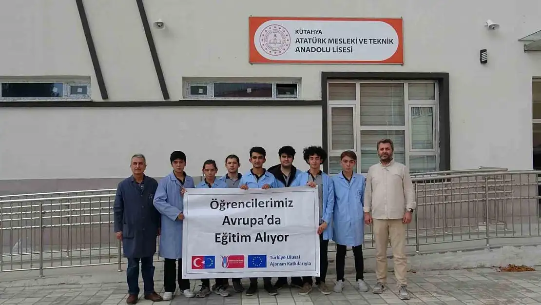 Kütahya Atatürk MTAL öğrencileri Avrupa'da eğitim aldı