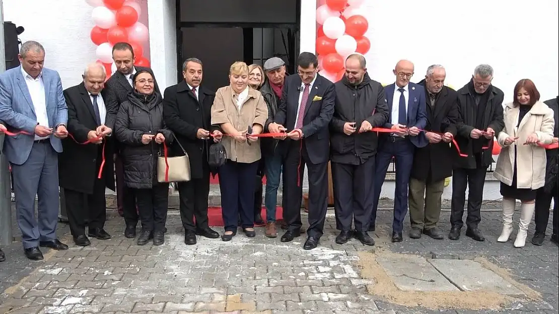 Kütahya Belediyesi, Erkek Yaşam Merkezi'ni hizmete açtı