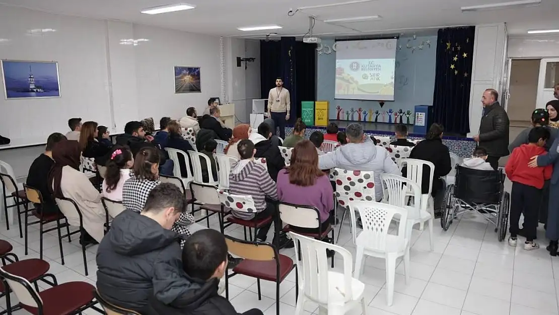 Kütahya Belediyesinden Özel Eğitim Uygulama Okulu'nda, Sıfır Atık' konulu bilgilendirme eğitimi