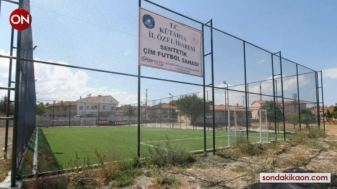 Kütahya'da 20 sentetik çim futbol sahası hizmete girdi
