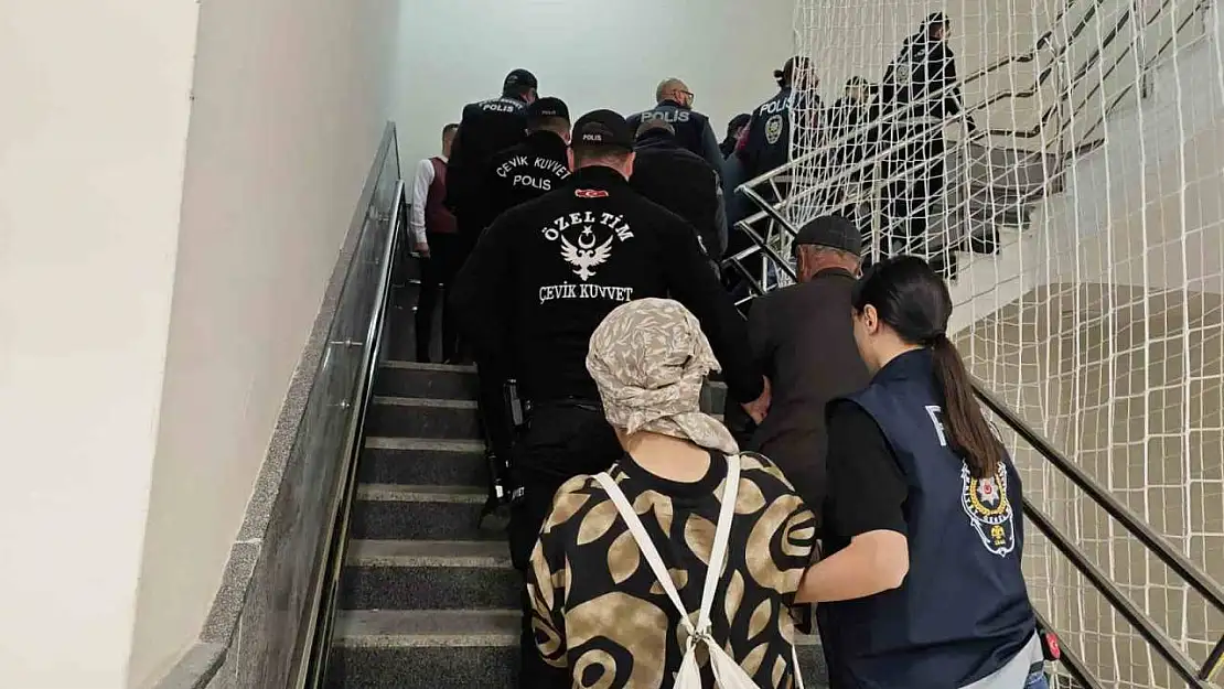 Kütahya'da fuhuş operasyonu: 6 şüpheli tutuklandı
