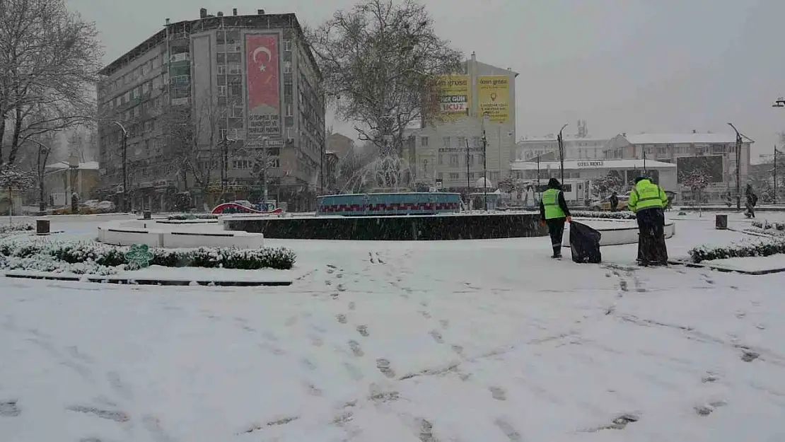 Kütahya'da kar sürprizi