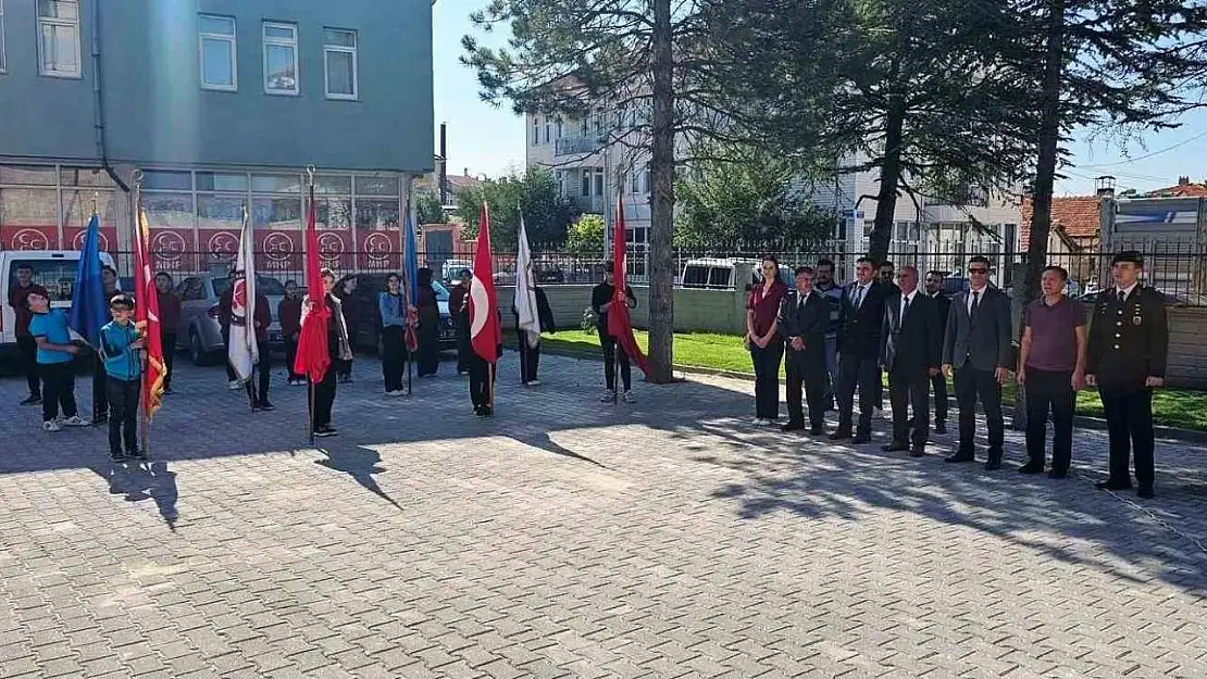 Kütahya'da okullar ve çevresinde güvenlik tedbirleri alındı, servis araçları denetlendi