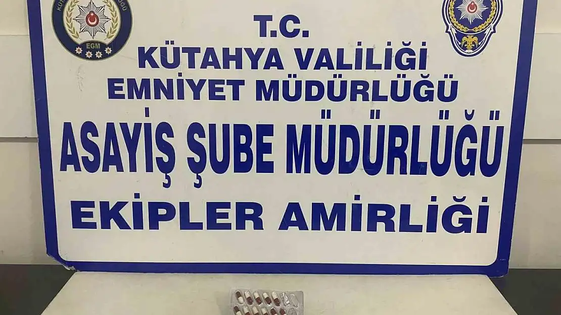 Kütahya'da polisin önleyici hırsızlık uygulamasında uyuşturucu ele geçirildi