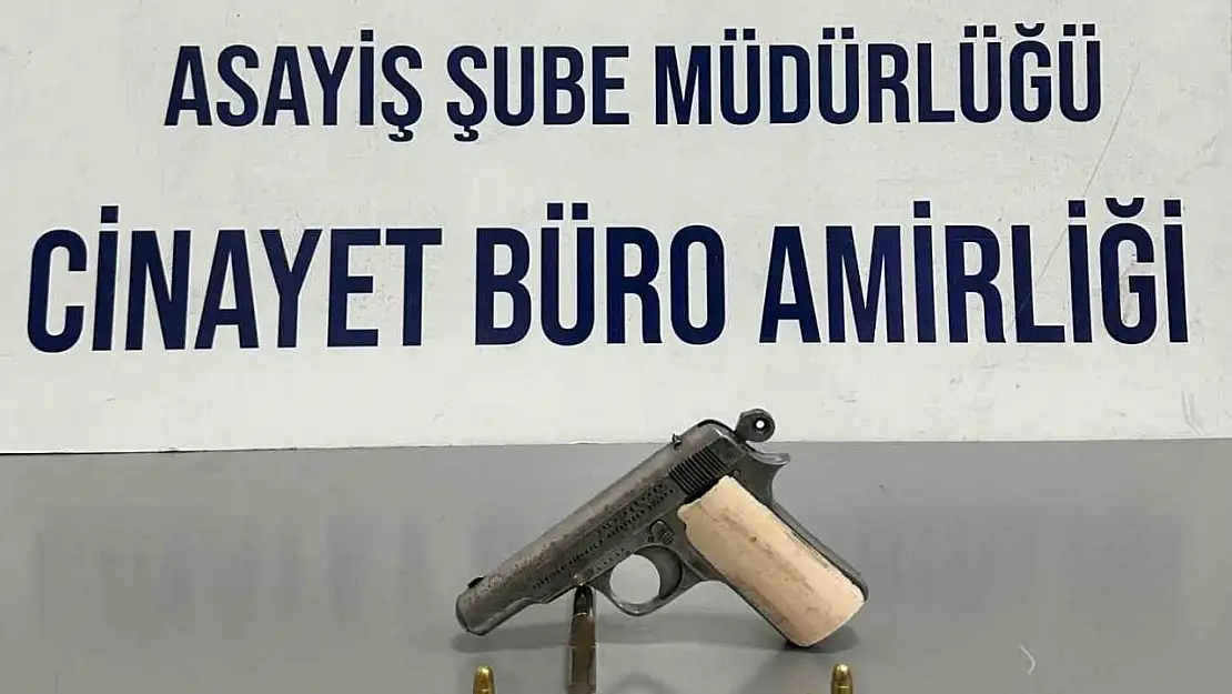 Kütahya'da ruhsatsız tabanca ve ceza işlemi