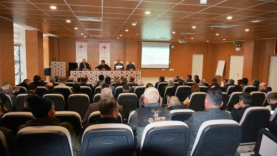 Kütahya'da üreticiler desteklemeler hakkında bilgilendirildi