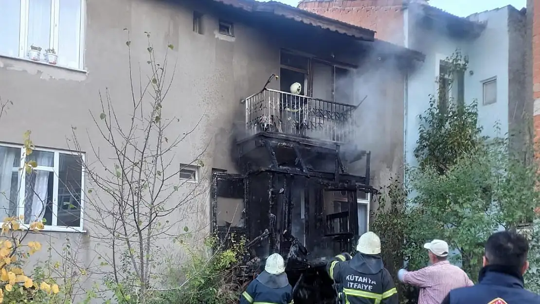 Kütahya'da yaşlı bir çiftin kaldığı evde yangın