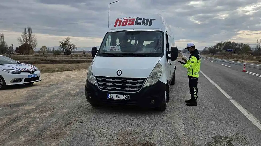 Kütahya'da yük ve yolcu taşımacılığına yönelik denetimler yapıldı