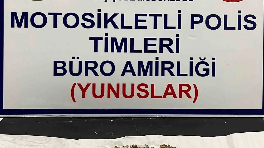 Kütahya'da Yunus Timlerince 5 kişinin üzerinde uyuşturucu ele geçirildi