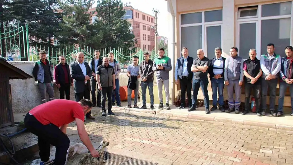 Kütahya Orman Bölge Müdürlüğünde 'kazasız bir yangın sezonu' için kurban kesildi