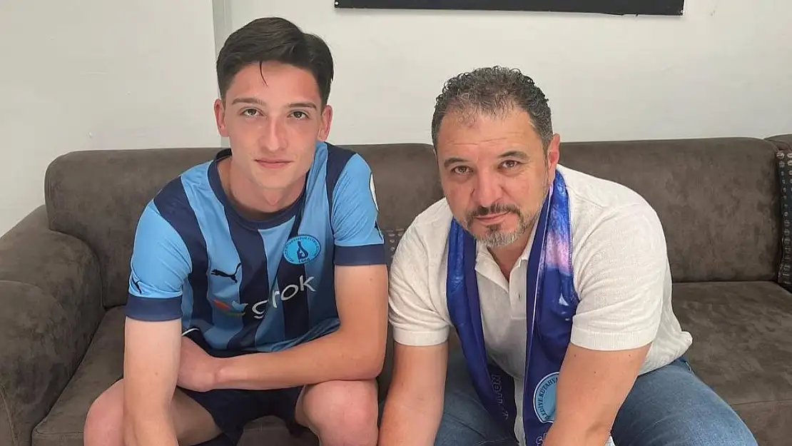 Kütahyaspor iki genç futbolcuyu kadrosuna kattı
