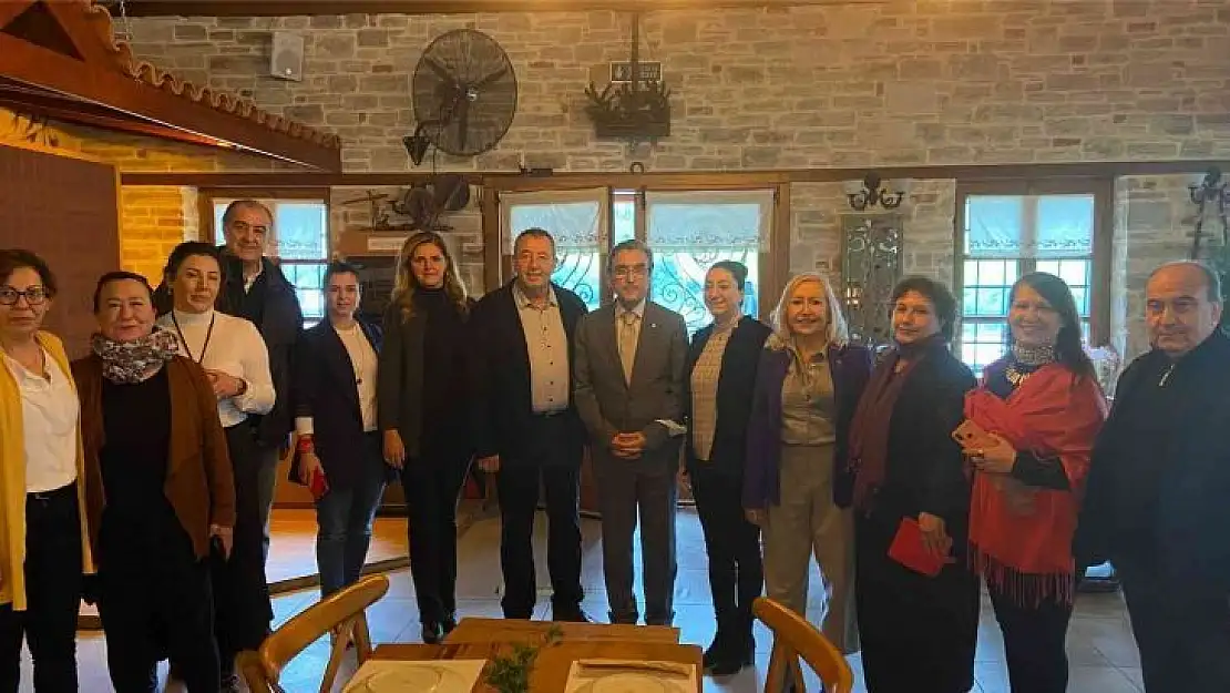 KUTO Kadın Girişimciler Kurulu ve Kuşadası Sosyal Hizmet Merkezi Müdürlüğü kahvaltıda buluştu