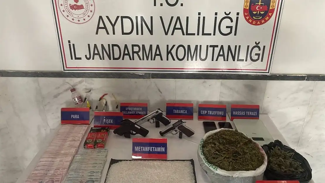 Kuyucak'ta jandarmadan uyuşturucu operasyonu:2 tutuklama