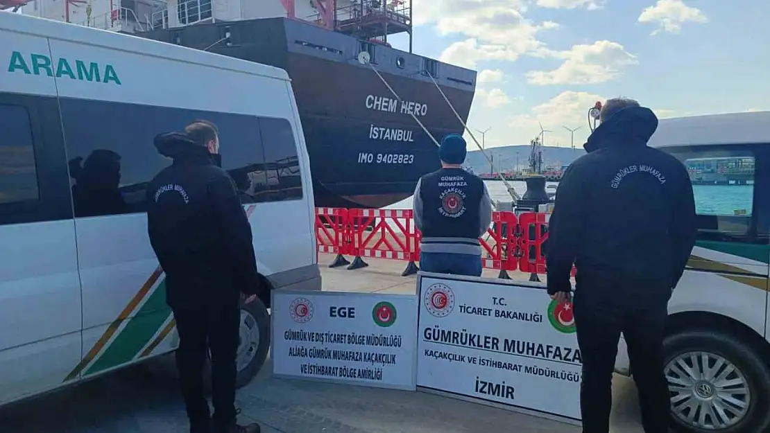 Limana demirleyen gemide 20 ton kaçak akaryakıt tespit edildi