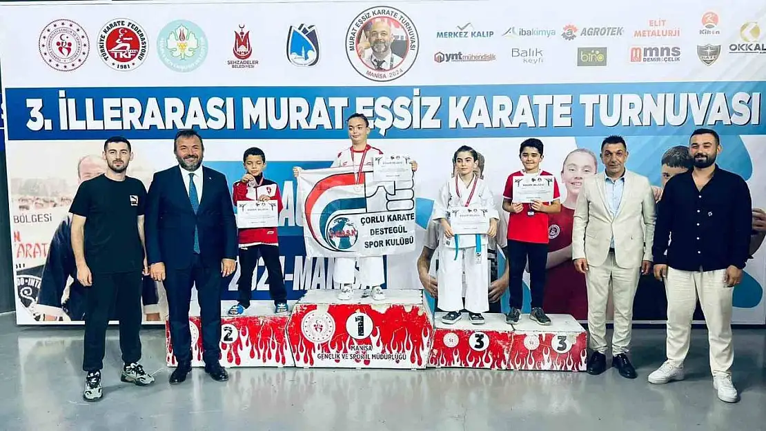 Manisa 3. Murat Eşsiz Karate Turnuvası tamamlandı