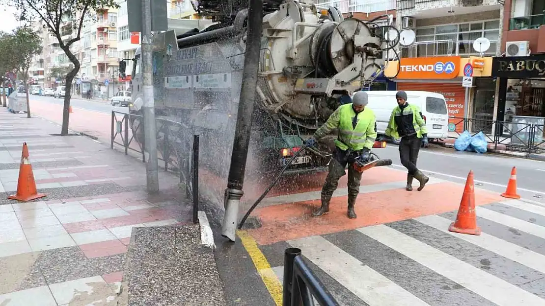 Manisa Büyükşehir Belediyesi bayramda görev başında