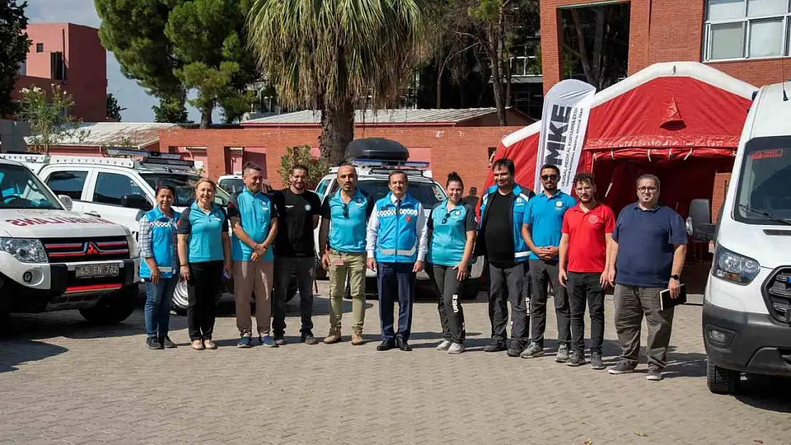 Manisa'da 16 kişiyle kurulan UMKE ekibi bugün 209 gönüllüye ulaştı