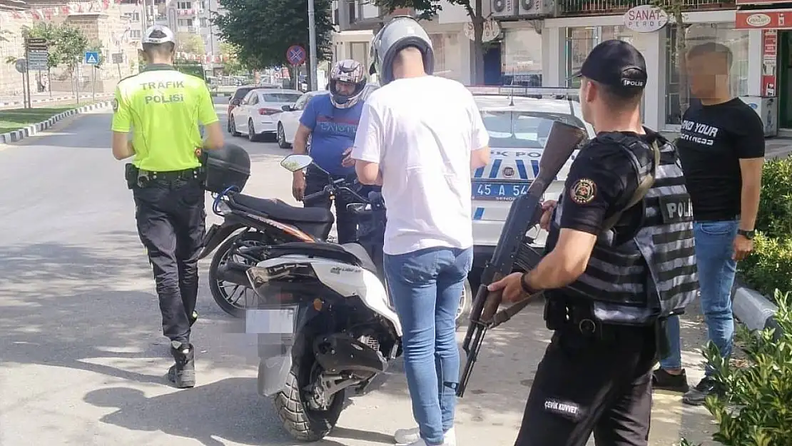 Manisa'da 37 motosiklet trafikten men edildi