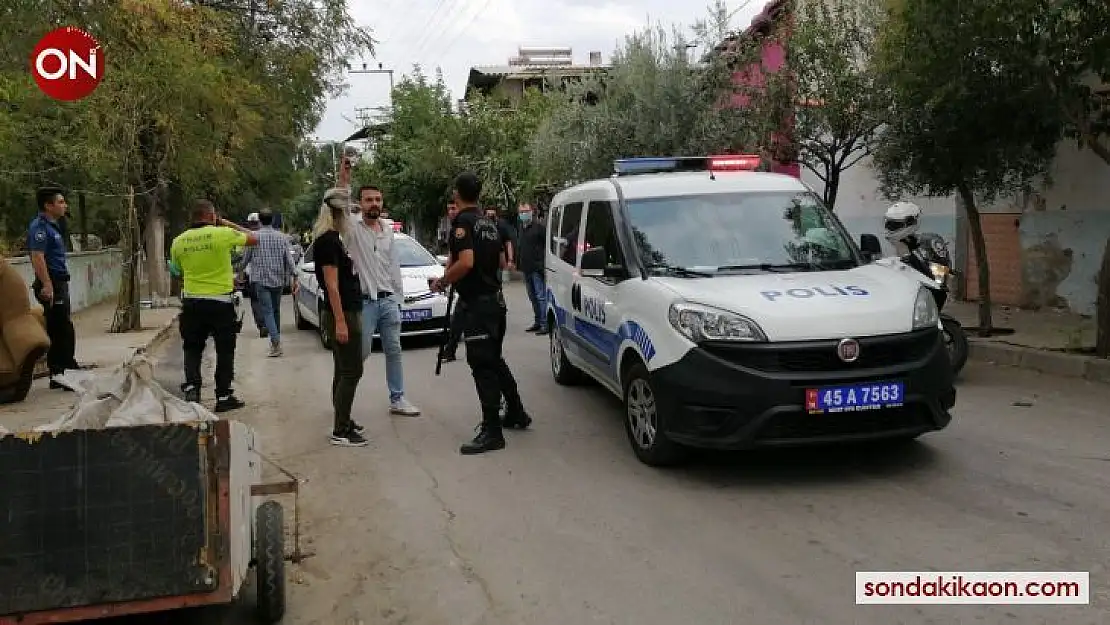 Manisa'da iki grup arasında silahlı çatışma: 4 yaralı, 5 gözaltı