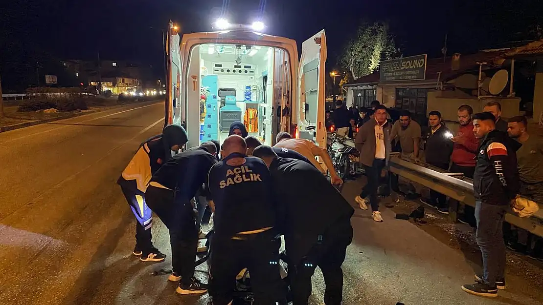 Manisa'da iki motosiklet çarpıştı: 2 yaralı