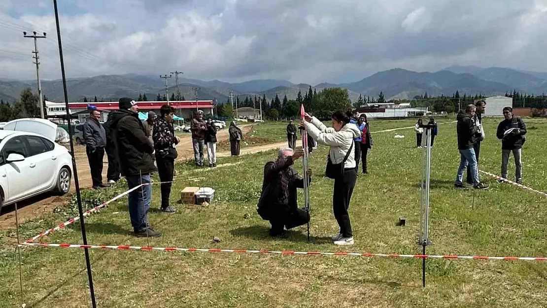 Manisa'da roketler il birinciliği için ateşlendi