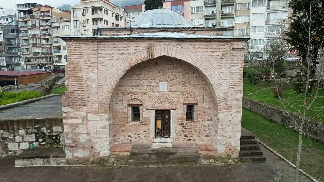 Manisa'nın Fatihi Saruhanbey'e büyük saygısızlık