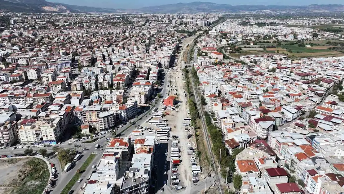 Manisa'nın trafiğine nefes aldıracak yolda çalışmalar sürüyor